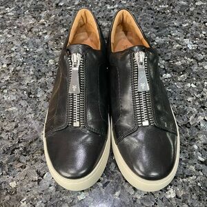 Frye Black Lena Zip Low Leather Zip Up Sneakers Size 9